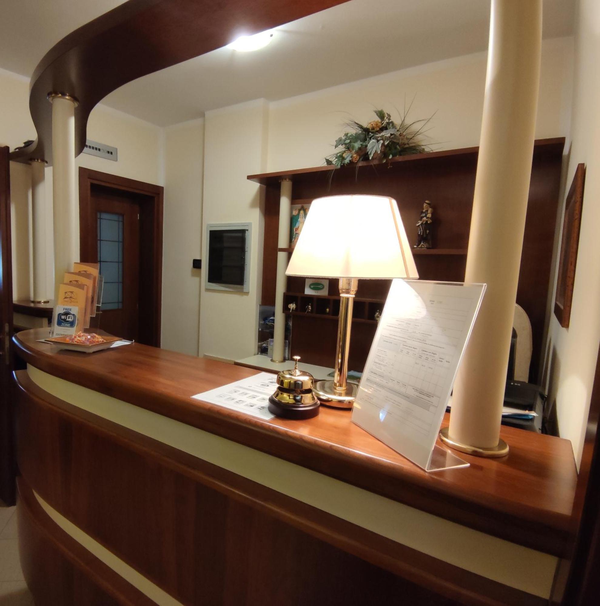 Ponte Nuovo Bed & Breakfast Altissimo Dış mekan fotoğraf