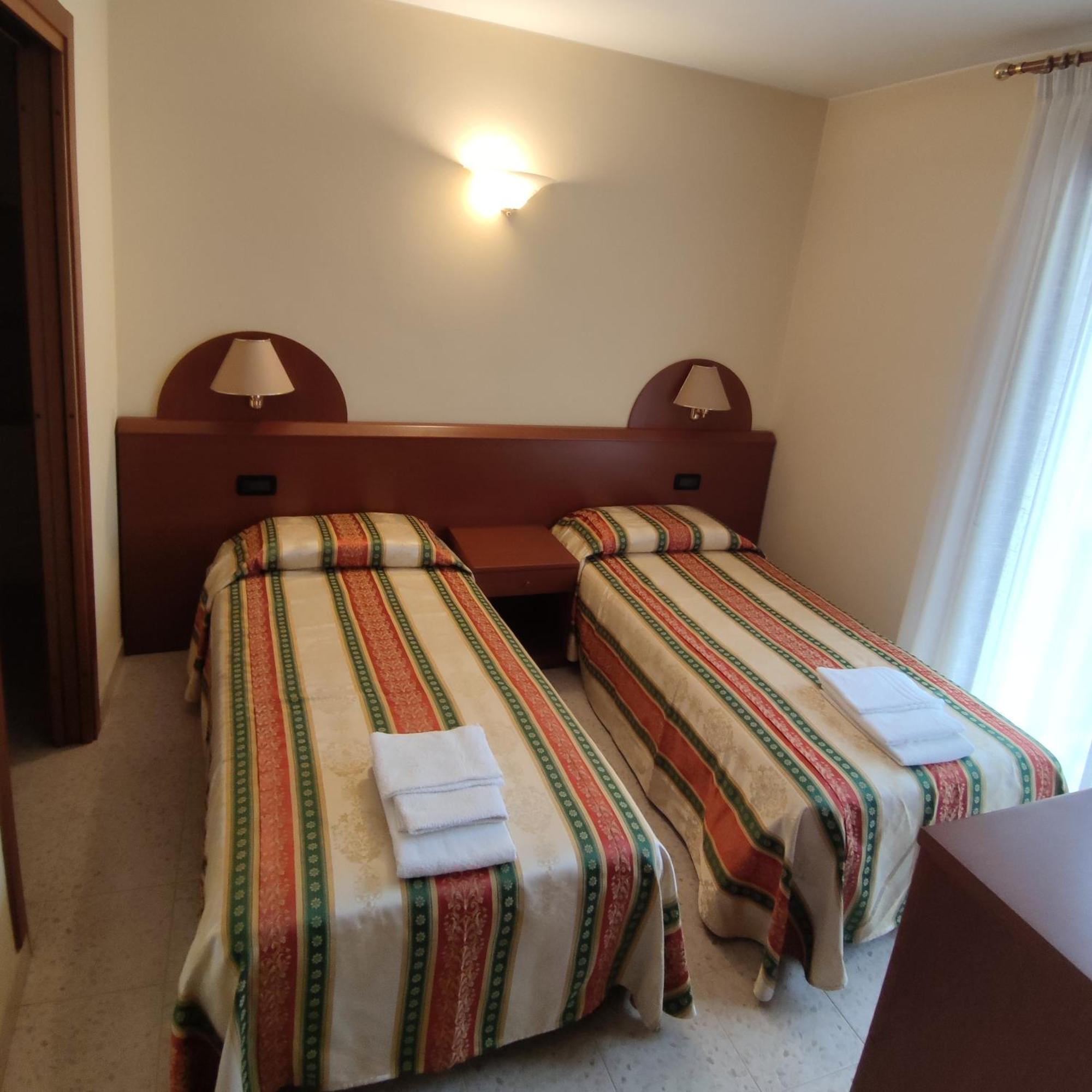 Ponte Nuovo Bed & Breakfast Altissimo Dış mekan fotoğraf